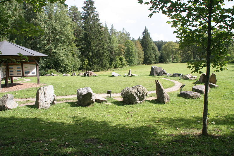 15,8,09D 275.jpg